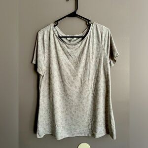 White House Black Market (WHBM) Ladies Shirt -      Size XL- Never Worn/Like New